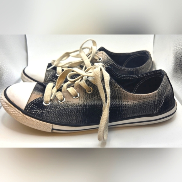 Converse Black and White Women's Sneakers - Picture 3 of 6